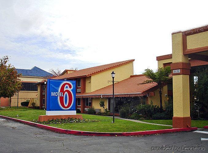 Motel 6 Cal Expo Sacramento Bagian luar foto